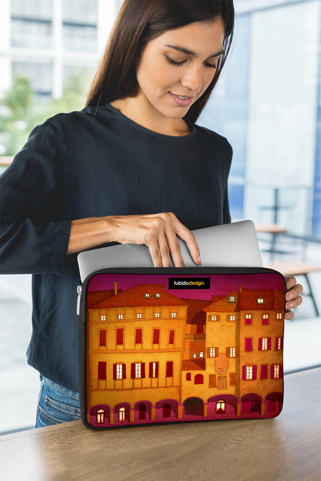 Italian facade (red) - Illustrated Laptop Sleeve