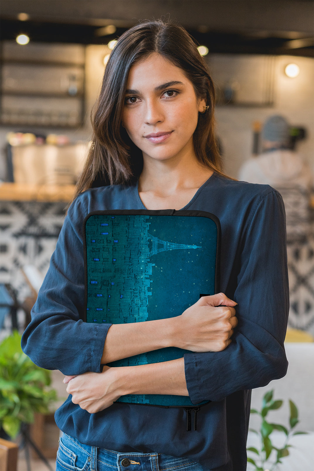 The Eiffel tower in Paris - Illustrated Laptop Sleeve