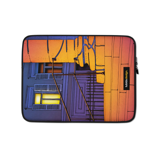 Midnight visitor - Illustrated Laptop Sleeve
