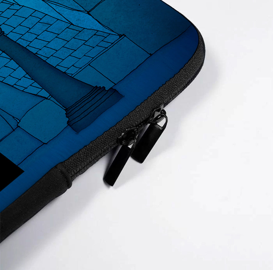 Night walking (blue) - Illustrated Laptop Sleeve