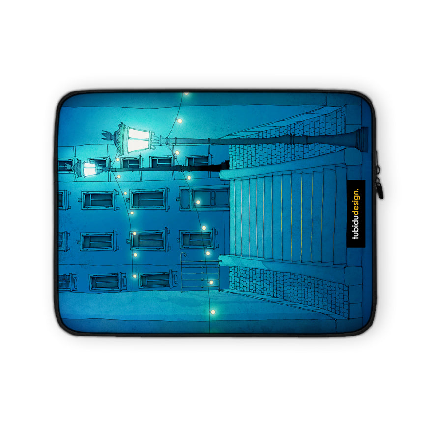 Night walking (blue) - Illustrated Laptop Sleeve