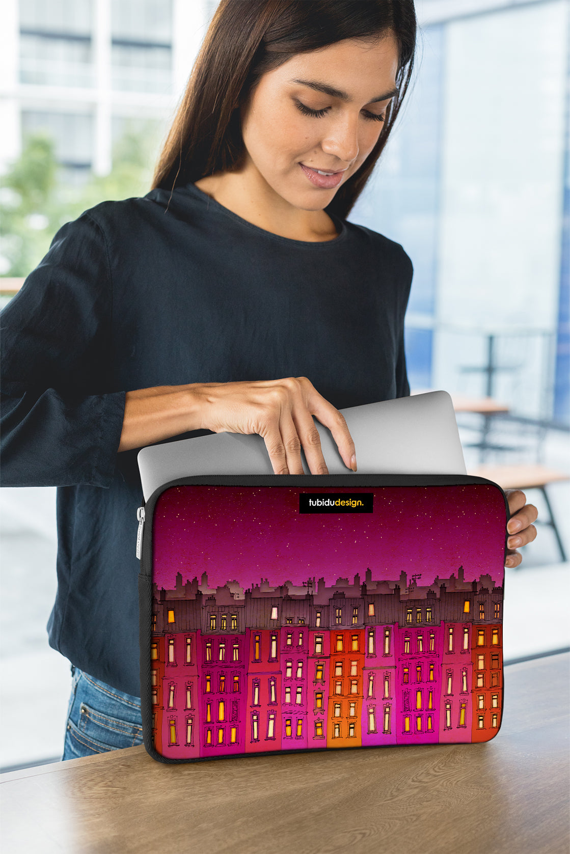 Paris Red facade - Illustrated Laptop Sleeve