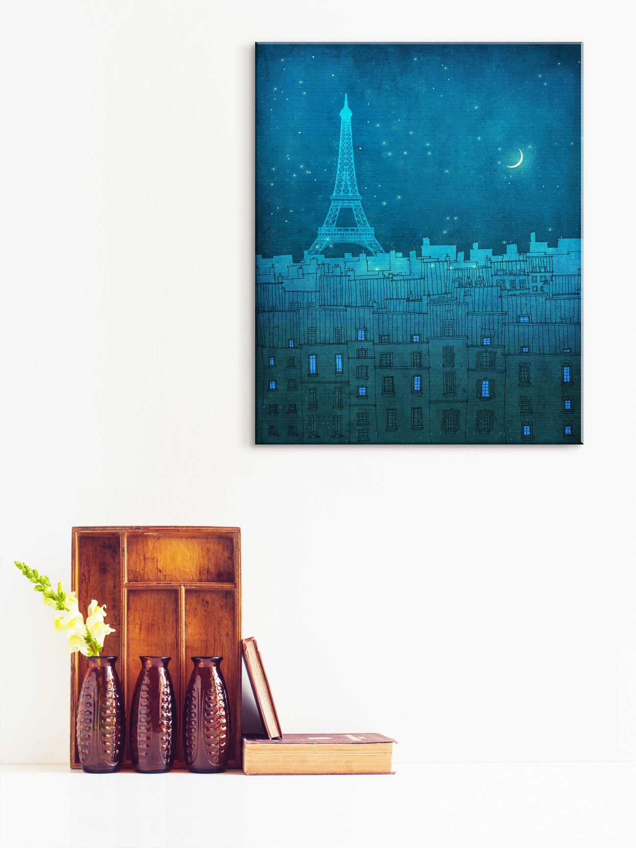 The Eiffel tower in Paris (vertical) - Canvas Art Print